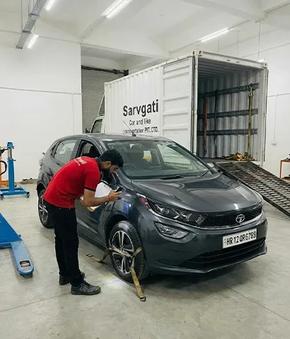 Vehicles being delivered and unloaded at destination