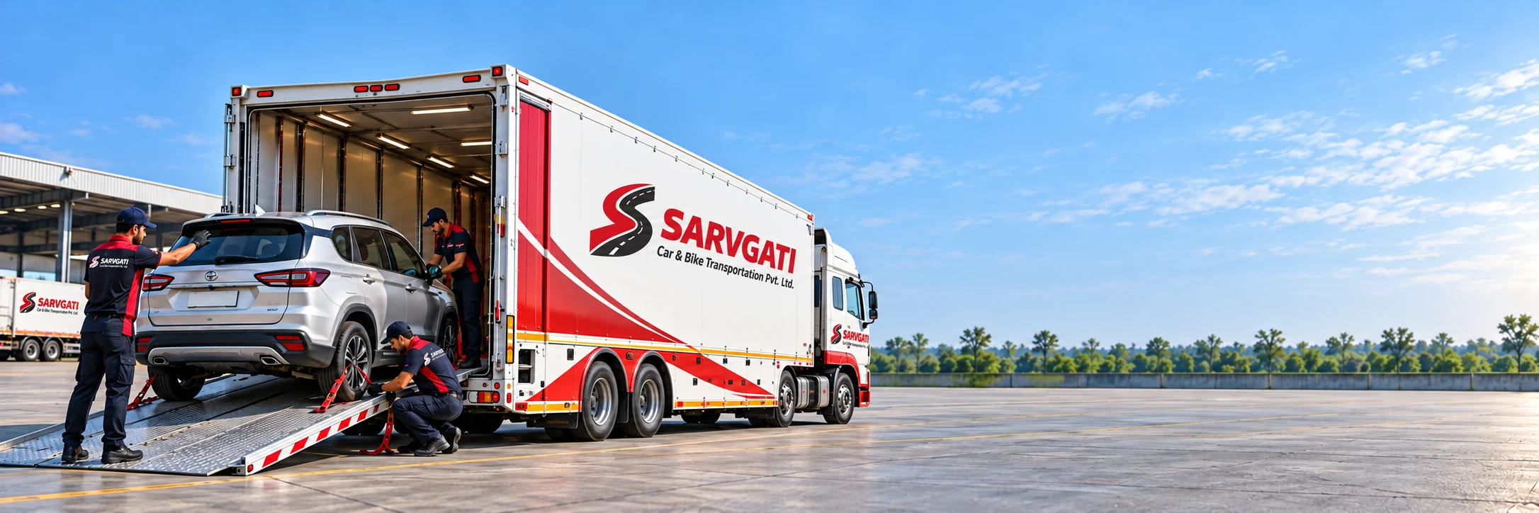 Illustration: Sarvgati team guiding an SUV onto an enclosed car carrier ramp